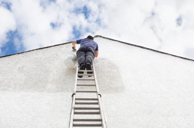 Peinture extérieure à Lucquy — façades et ravalement